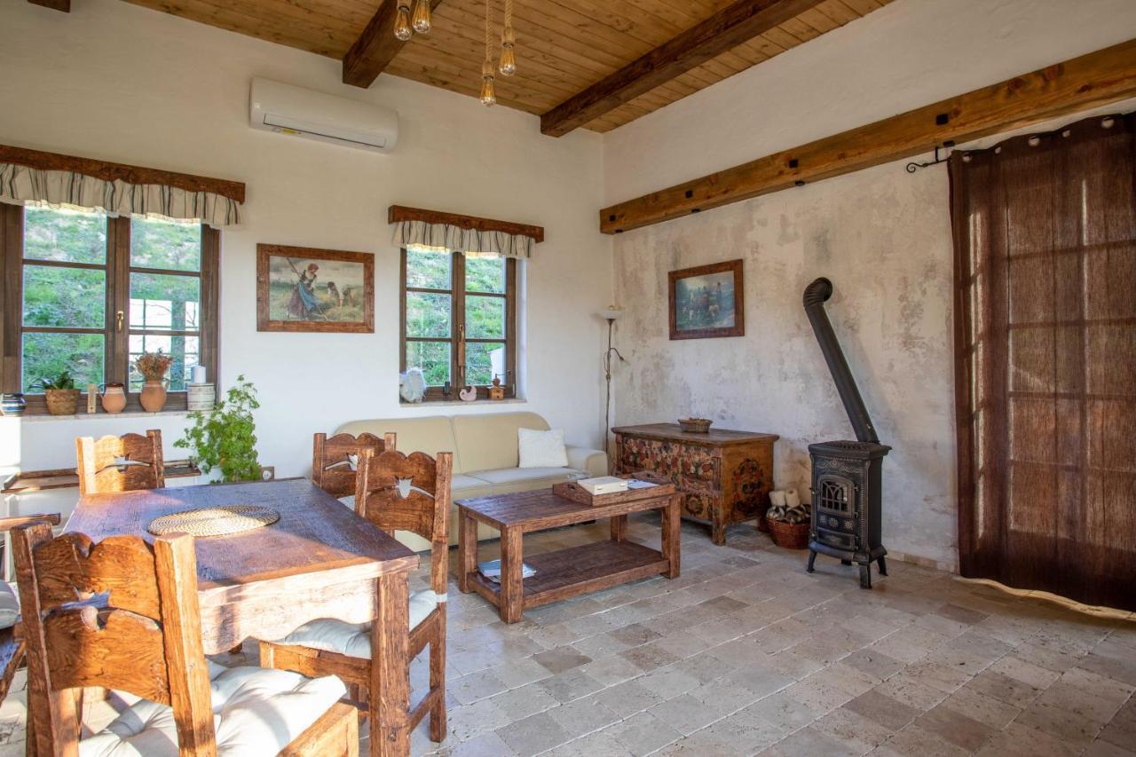 Kishosszuret Vendeghaz Hotel Pecsvarad Bagian luar foto